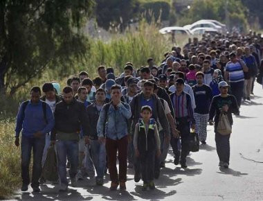 Β. Αιγαίο: Κύκλωμα πορνείας βλέπουν οι αρχές πίσω από τις μετακινήσεις μεταναστών